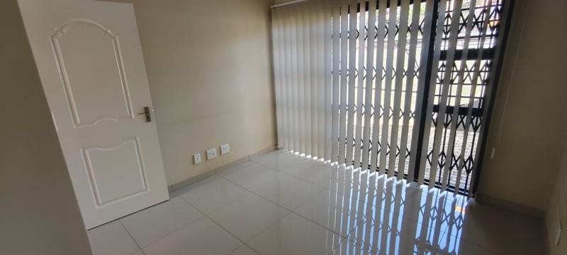 To Let 2 Bedroom Property for Rent in Die Bult North West